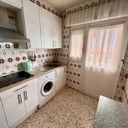 Uroczy Przy Playa De Locos Appartamento Torrevieja